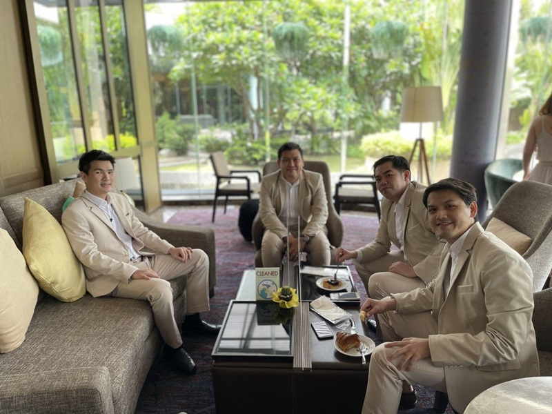 พร้อมเช่า ชุดสูทชาย สูทเพื่อนเจ้าบ่าว สีครีม เบจ Beige Brown (ไม่มีกั๊ก)