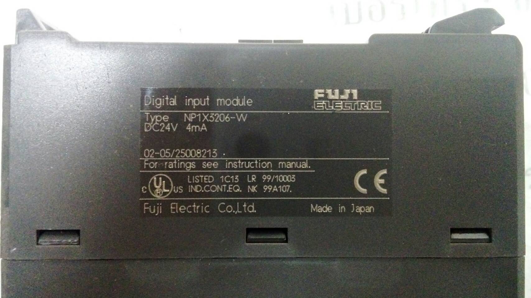 PLC " FUJI " รุ่น NP1X3206