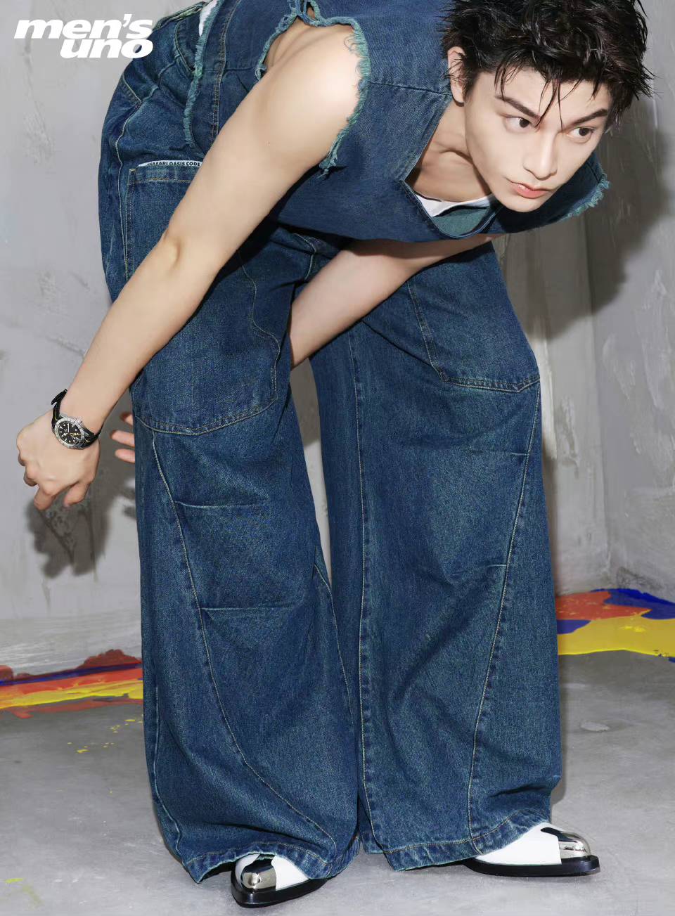 นิตยสาร Men's UNO ปก ติงอวี่ซี ฉบับเดือน 8/2022 + โปสเตอร์ Official
