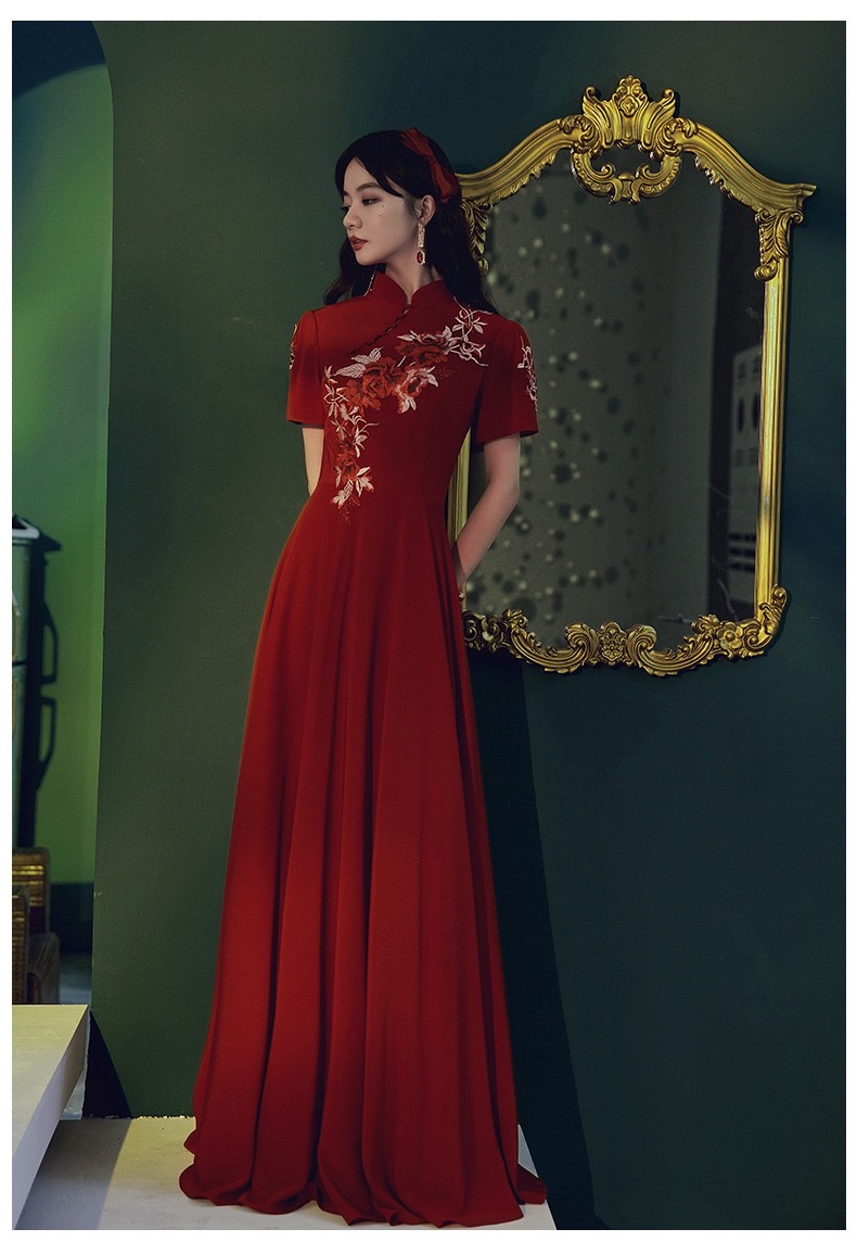 พร้อมส่ง กี่เพ้า สีแดง คอจีนแขนสั้น (XL)