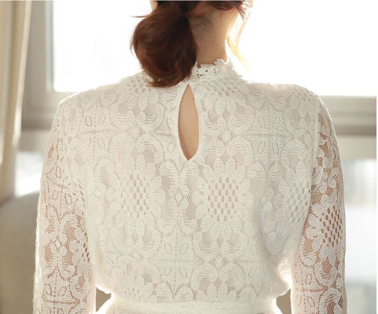 Pre-order เดรสขาว พรีเวดดิ้ง แขนยาว ลูกไม้ สีขาว