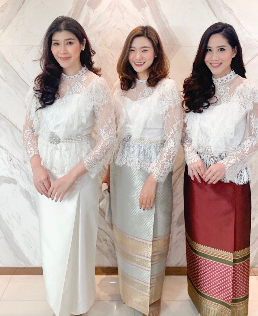 เช่า ชุดไทย ชุดเพื่อนเจ้าสาว เสื้อลูกไม้ ร.5