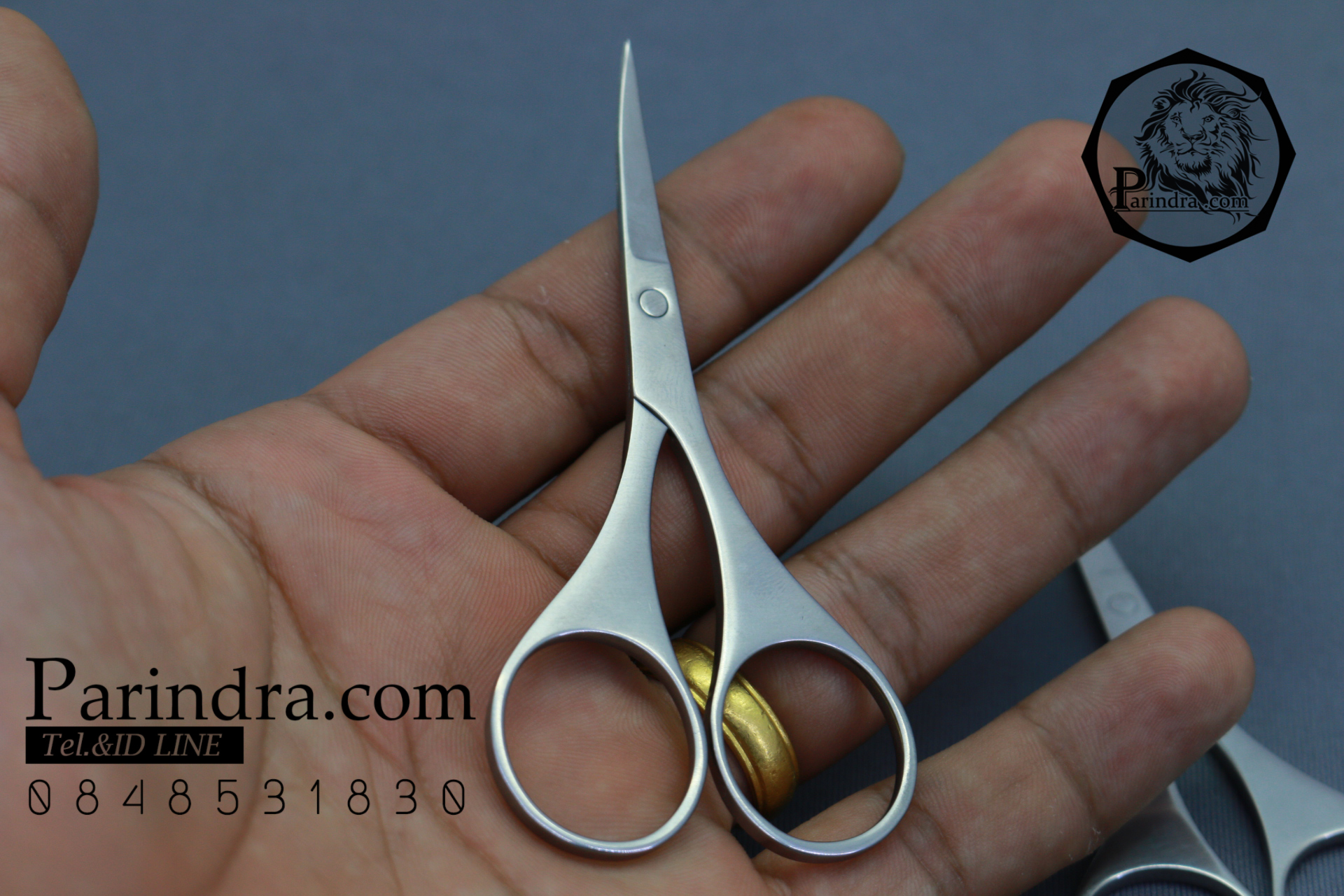 กรรไกรเล็มขนจมูกหรือหนวด คมมาก ทำจากแสตนเลส