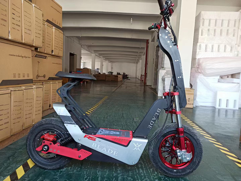 VICAN V-F8 ยางOFF-ROAD 13 นิ้ว Electric Scooter 4000W Dual Motor 70V