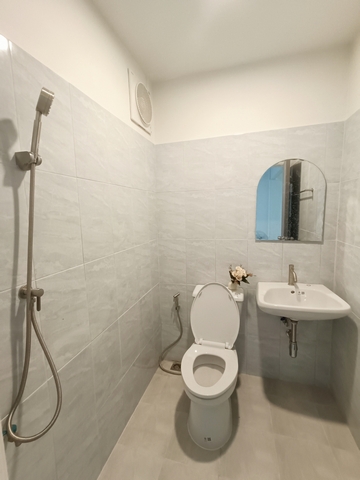 ขายทาวน์เฮ้าส์หมู่บ้านปัฐวิกรณ์ รามอินทรา 44 รีโนเวทใหม่ 2 ห้องนอน 2 ห้องน้ำ พร้อมอยู่ ฟรีโอน