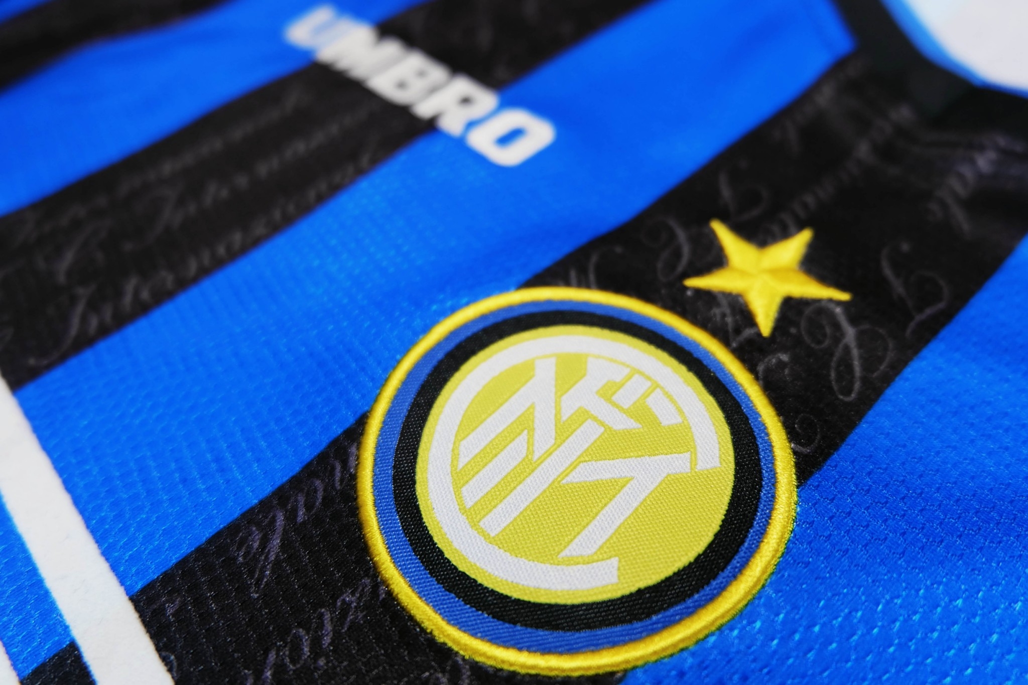 Inter Milan 1997/98 Home Retro Jersey เสื้อบอลย้อนยุคอินเตอร์มิลาน PIRELLI