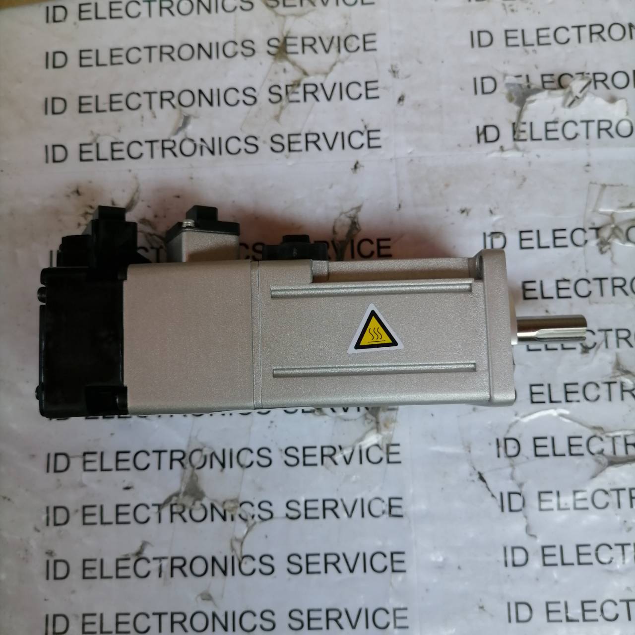 R88M-K10030T-BS2 SERVO MOTOR " OMRON "