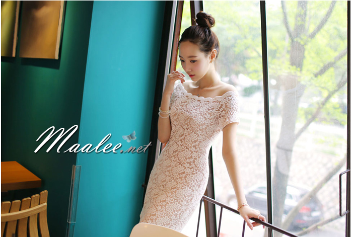 พร้อมส่ง ชุดออกงาน ชุดเดรสสั้นเข้ารูป สีขาว คอปาด ผ้าลูกไม้เนื้อนิ่ม สวมใส่สบาย