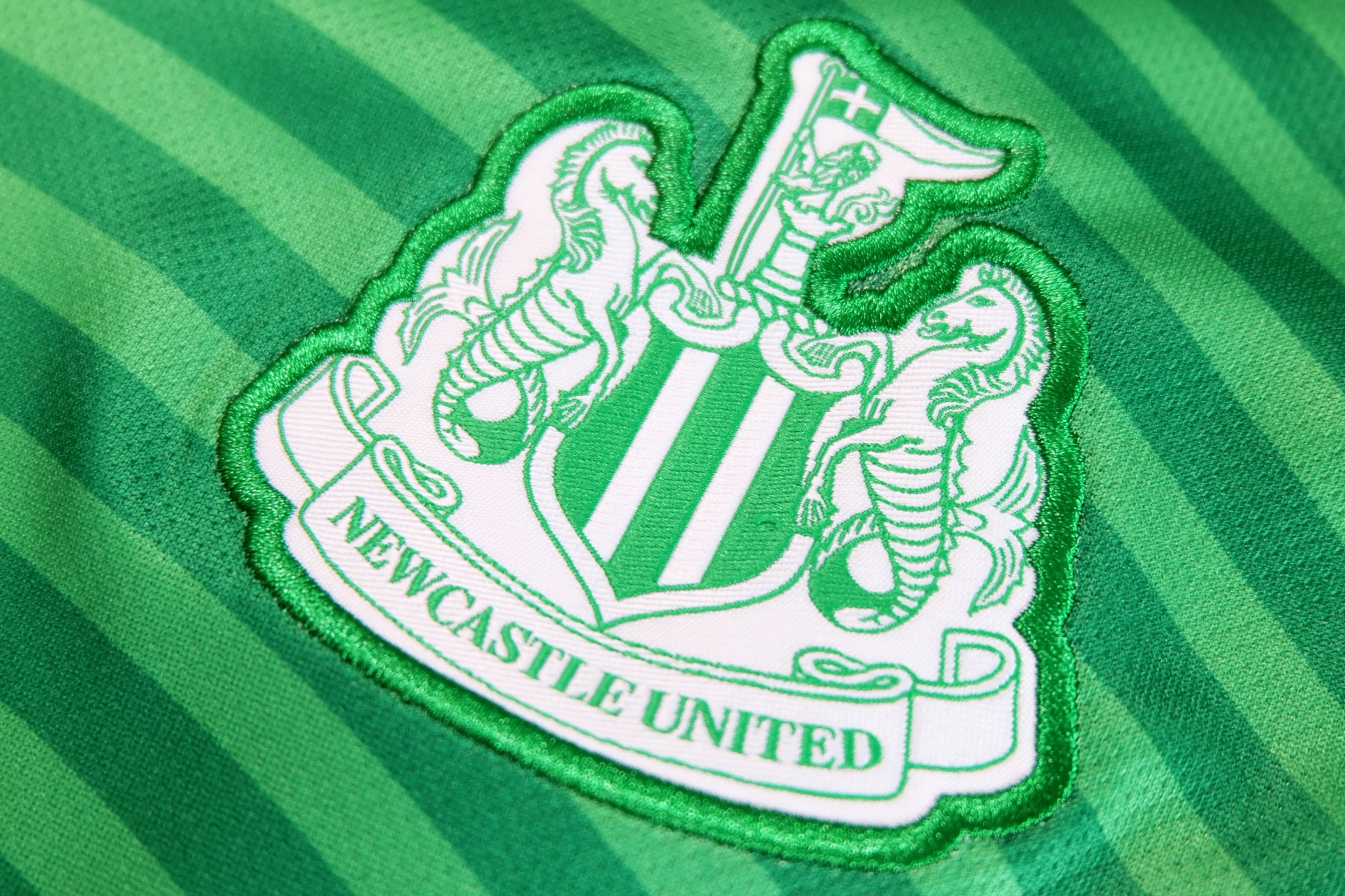 Newcastle United 2025/26 Away Jersey เสื้อนิวคาสเซิล เยือน