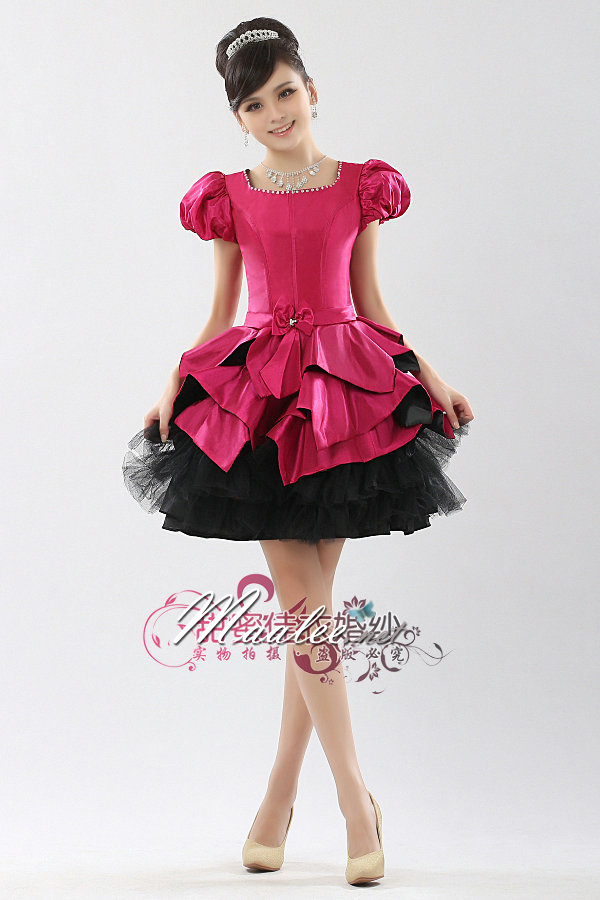 พร้อมเช่า ชุดแฟนซี เช่า 500 ชุดราตรีสั้น กระโปรงทรงบอลลูน สีชมพู ดำ แขนตุ๊กตา