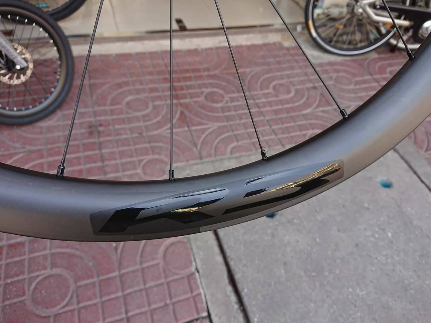 NEW NOVATEC R3 Disc Clincher ล้อเสือหมอบคาร์บอน ขอบสูง 38มม.ขอบงัด รุ่นใหม่ 2020