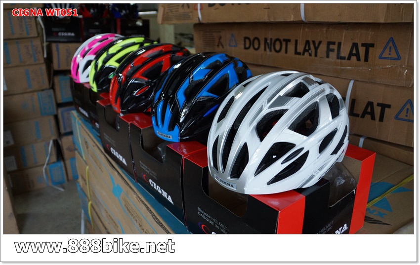 หมวกจักรยานมีแว่น CIGNA รุ่น WT051 งานอบ Inmold (มี1เลนส์) มีสีชมพู