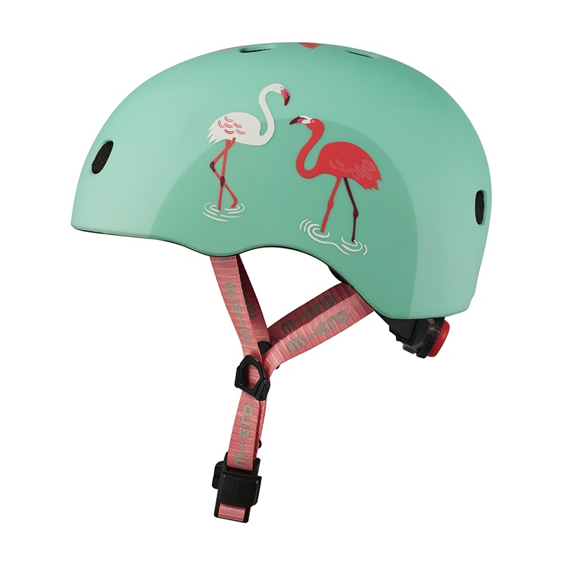 หมวกกันน็อคสำหรับเด็ก MICRO สีสันสดใส การออกแบบที่คำนึงถึงความสะดวกสบายและความปลอดภัย มีแผ่นโฟมหนาป้องกันแรงกระแทกได้ดี และสายรัดคางที่ปรับได้