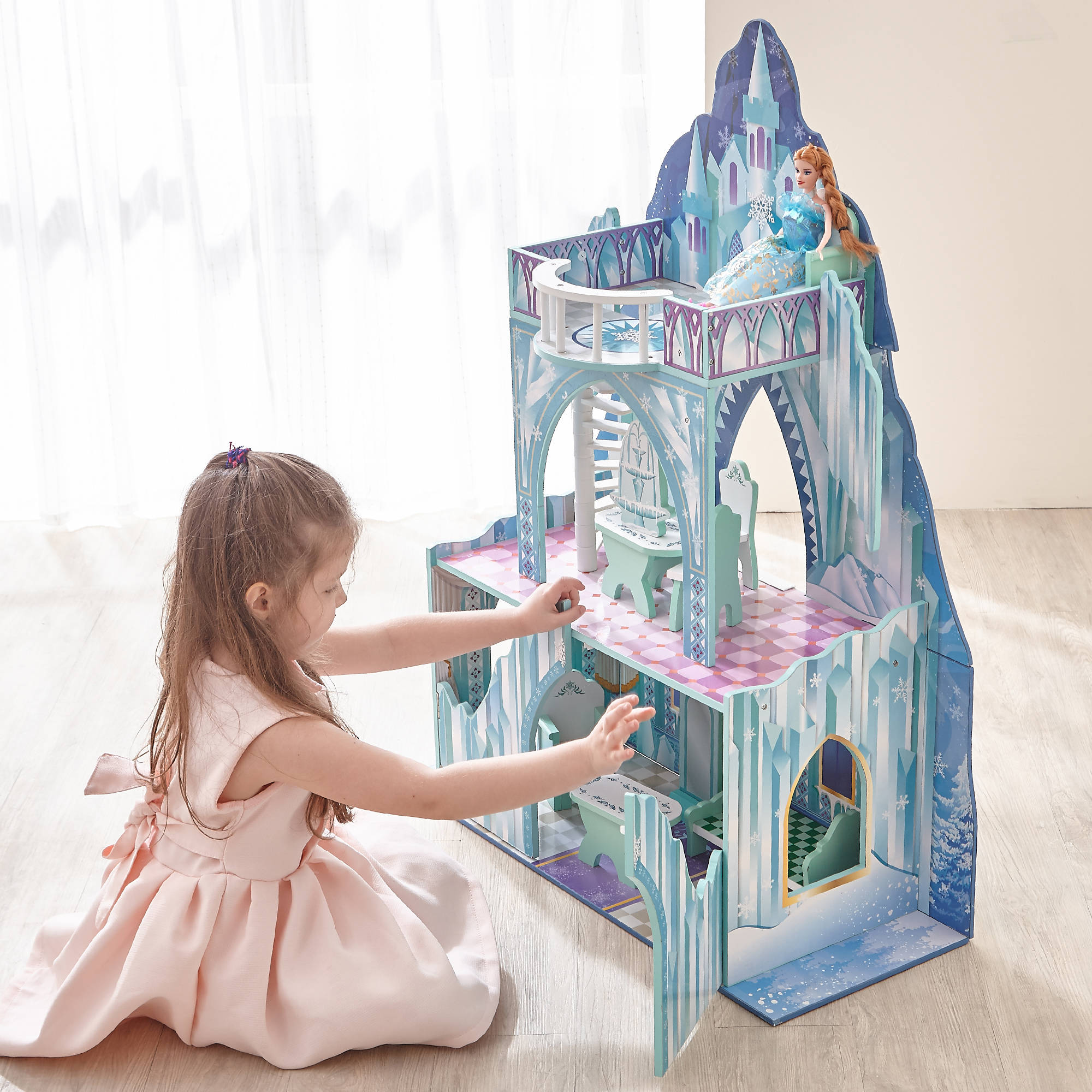บ้านตุ๊กตาปราสาทน้ำแข็ง Teamson Kids - Ice Castle Wooden Doll House with 6 pcs Furniture for 12 inch Dolls หรูหรางดงาม นำเข้าจาก USA ของแท้