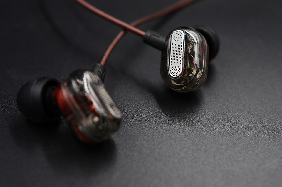 ขายหูฟัง KZ ZSE หูฟัง2ไดรเวอร์ที่ถูกที่สุดในปฐพี