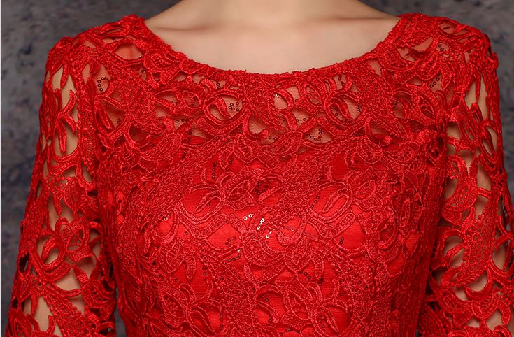 พร้อมเช่า ชุดราตรียาว สีแดง แขนสามส่วน ลูกไม้ฉลุ กระโปรงผ้าชีฟอง