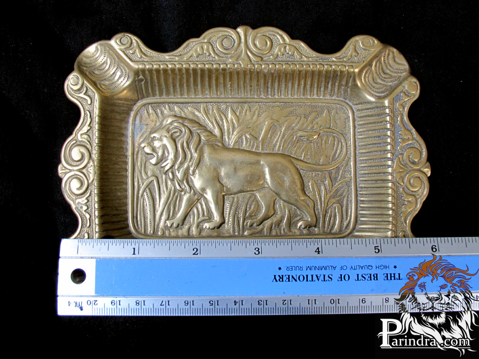 ถาดเขี่ยบุหรี่งานเก่าลายสิงโต งานนอกโรมาเนีย