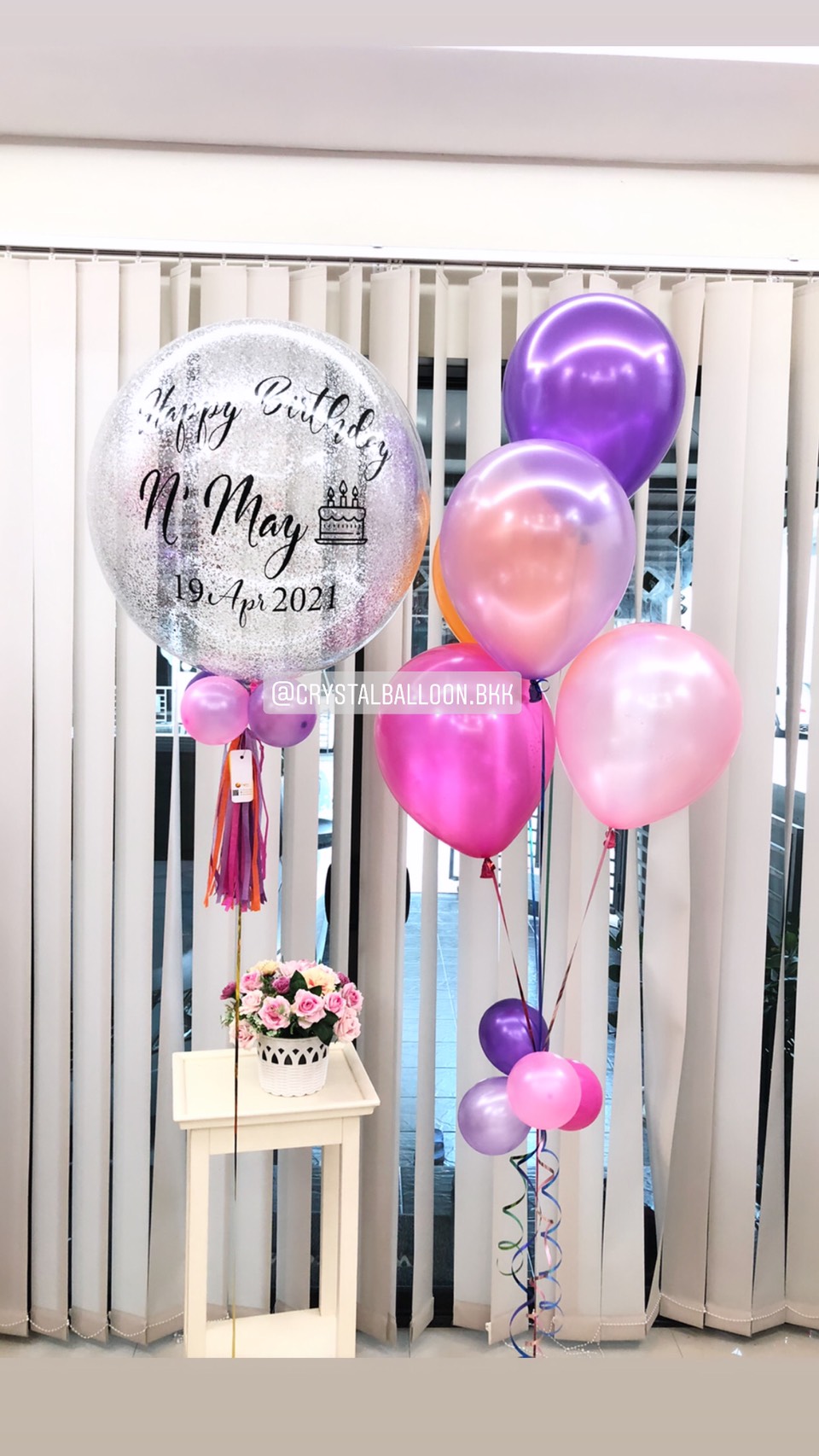 ลูกโป่ง วันเกิด Bubble ขนาด 24" โทนสี ม่วง-ชมพู สะดุดตา พร้อม ช่อลูกโป่ง ช่อ 5 ลูก 1 ช่อ พร้อมตกเเต่ง สามารถเปลี่ยนสีลูกโป่ง/เปลี่ยนข้อความ/เปลี่ยนขนาดได้