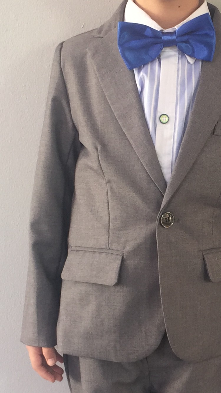 พร้อมเช่า ชุดสูทเด็กชาย สีเทา สากล ** พร้อมเช่าไซส์ 110,120,130, 140**
