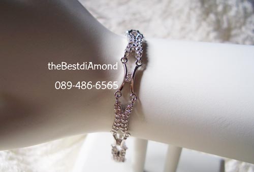 BC013RD===สร้อยข้อมือ X Match=== ดีไซน์สวยมากๆๆ Modern สุดๆ งานสวยมากๆๆ เนี๊ยบสุดๆ เพชรวิ๊งๆเลยค่ะ รับประกันความสวย