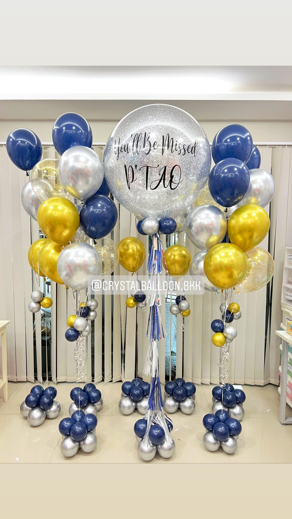 ลูกโป่ง อำลา Bubble ขนาด 36" Theme Dark Blue-ทอง พร้อม ช่อลูกโป่ง ช่อ 10 ลูก 2 ช่อ,ช่อลูกโป่ง ช่อ 3 ลูก 6 ช่อ,ลูกโป่งใส ใส่กลิตเตอร์ พร้อมตกเเต่ง สามารถเปลี่ยนสีลูกโป่ง/เปลี่ยนข้อความ/เปลี่ยนขนาดได้