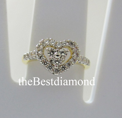BR212+++แหวนเพชรCZ รูปหัวใจ มีบ่าข้าง++แบบทันสมัย ดูดี intrend มากๆๆ แบบออกมาจากร้านจิวเวลลี่เลย เพชรสวยวิ๊งๆ ใส่ติดนิ้วได้เลยค่ะ สวยสุดๆ รับประกัน