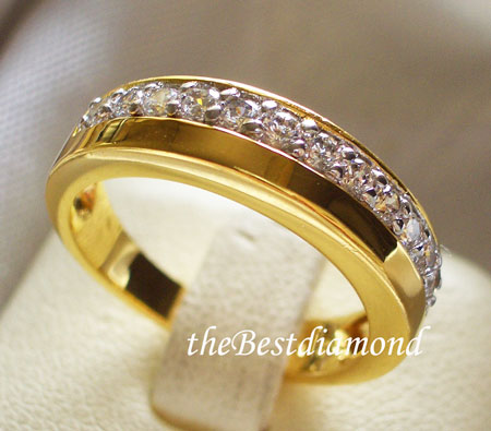 BR027+++แหวนแถวเพชรข้าง+++เก๋ไก๋มากค่ะ ฝังเพชรอยู่ริมเลย ทำให้ดูดีมีดีไซน์ งานสวยมากๆๆๆๆ