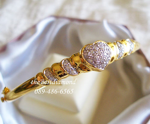 +++BL010++กำไลเพชร เกลียวหัวใจ++กำไลน่ารักๆๆ ตรงก้านกำไลทำเป็นลายเกรียวๆ ฝังเพชรสลับทอง ตรงกลางเป็นหัวใจนูน งานน่ารักๆๆ ใส่ติดข้อมือได้เลย