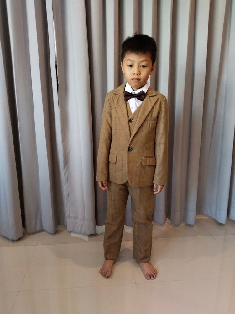 พร้อมเช่า ชุดสูทเด็กชาย สีน้ำตาลลายตาราง ** พร้อมเช่าไซส์ 110 130 **