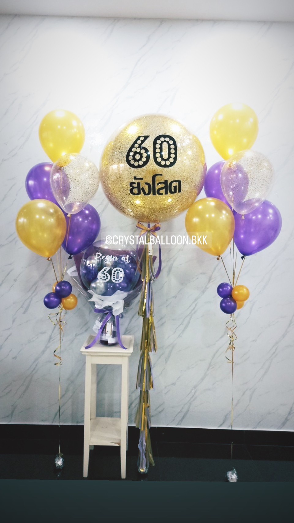 ลูกโป่ง สาวโสด Bubble ขนาด 36" สีทอง พร้อม ช่อลูกโป่ง 5 ลูก 2 ช่อ พร้อม ช่อลูกโป่ง Bubble ขนาด 18" 1 ช่อ พร้อมตกเเต่ง สามารถเปลี่ยนสีลูกโป่ง/เปลี่ยนข้อความ/เปลี่ยนขนาดได้