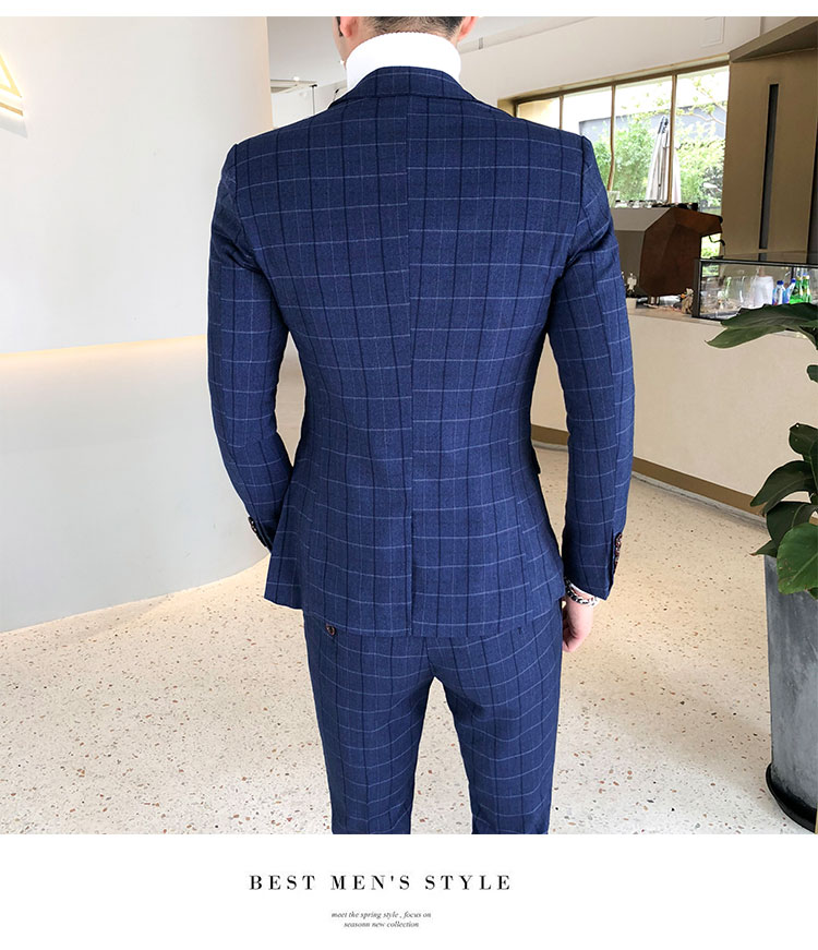 พร้อมเช่า ชุดสูทชาย สีน้ำเงิน ลายตาราง ทรงเข้ารูป สไตล์เกาหลี พร้อมเสื้อกั๊ก