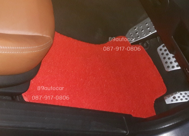 ขายพรมดักฝุ่นปูพื้นในรถยนต์ Mazda MX-5 ไวนิลสีแดงขอบแดง
