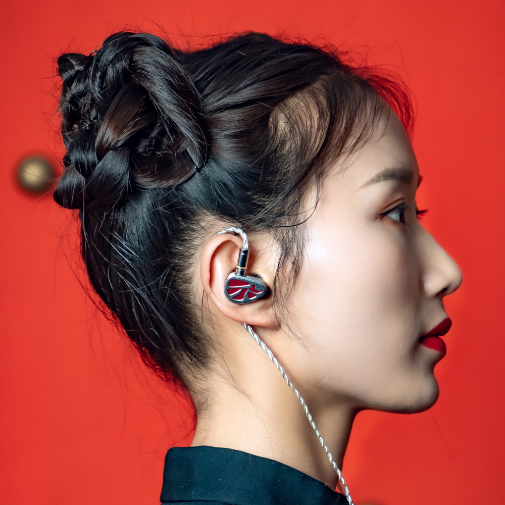 ขาย THHiFi Facered หูฟัง 3 ไดรเวอร์ 2BA+1DD ประกันศูนย์ไทย