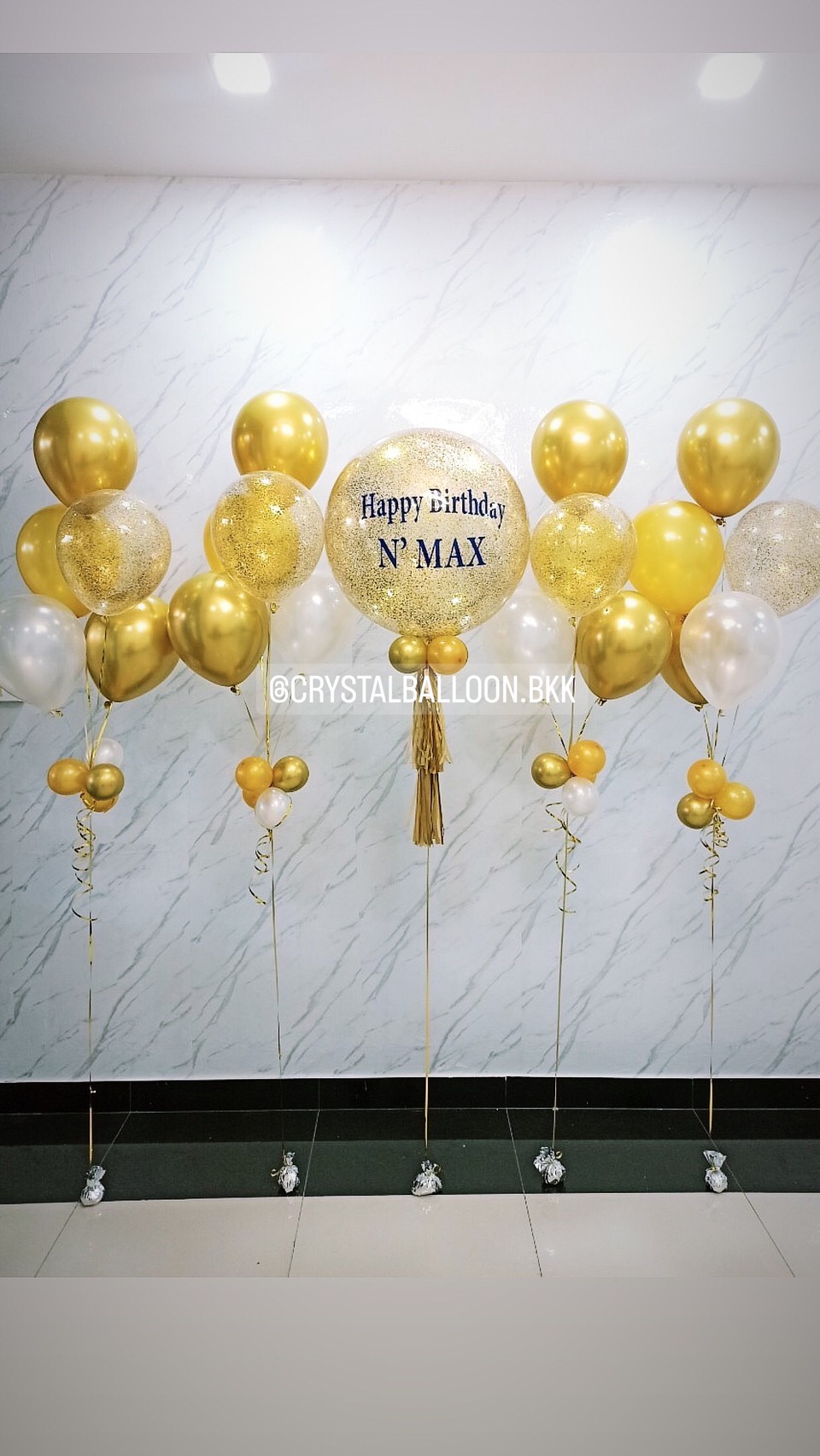 ลูกโป่ง วันเกิด Bubble ขนาด 24" กลิตเตอร์สีทอง พร้อม ช่อลูกโป่ง ช่อ 5 ลูก 4 ช่อ พร้อมตกแต่ง สามารถเปลี่ยนสีลูกโป่ง/เปลี่ยนข้อความ/เปลี่ยนขนาดได้