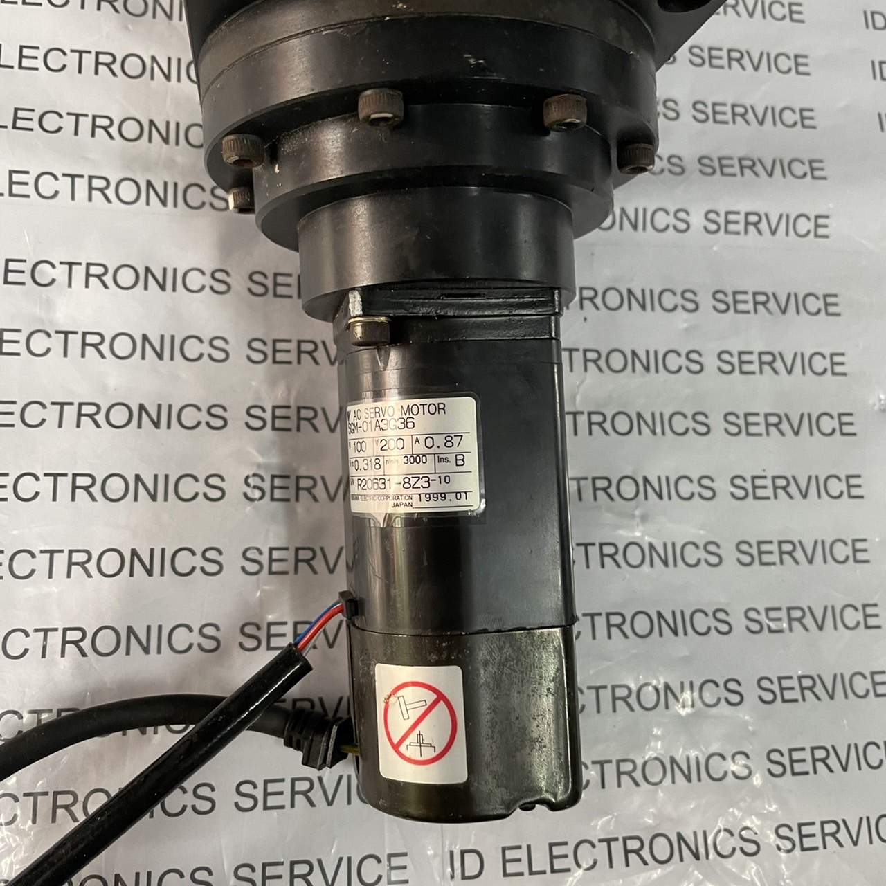 SGM-01A3G36 SERVO MOTOR " YASKAWA "