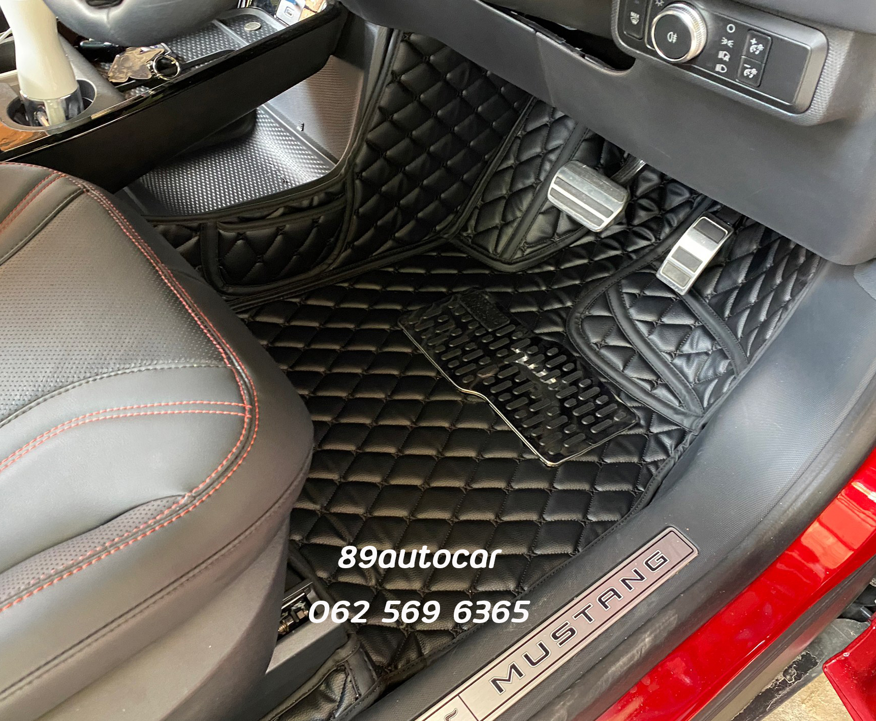 ขายพรมปูพื้นรถยนต์ Ford Mustang Mach-E 2022 สีดำล้วน เต็มคัน