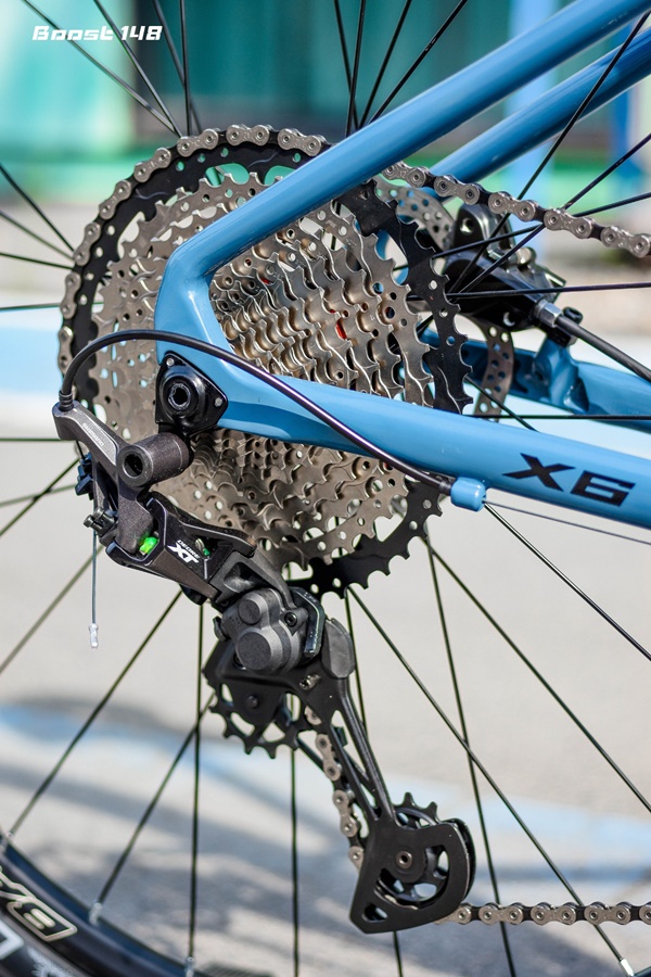 จักรยานเสือภูเขา BACKER X6 SHIMANO XT M8100 12 sp Boost 148 เฟรมอลูมิเนี่ยม ลบรอยเชื่อม ซ่อนสาย ล้อ 29 NEW2025