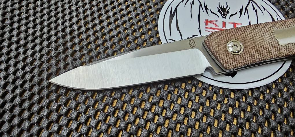 ARED OESER F22 POWERED BY LEE WILLIAMS KICKSTOP MACHINE SATIN M390 BLADE WITH BROWN MICARTA HANDLES/ OPTION 1 ALL SATIN