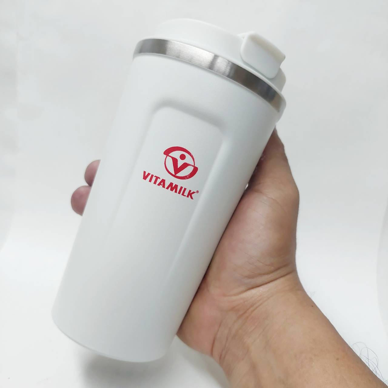 สกรีนโลโก้แก้วน้ำ vitamilk