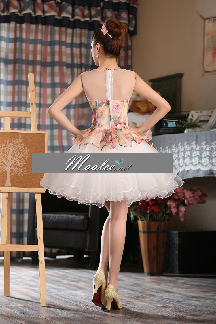 พร้อมเช่า ชุดแฟนซี ชุดราตรีสั้น หวานแบบ Vintage ผ้าโปร่งลายดอกไม้ กระโปรงผ้าแก้วสีขาว สวยหวาน