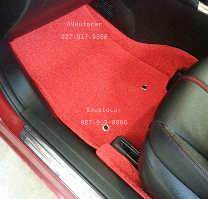 พรมดักฝุ่นปูพื้นรถยนต์ Mazda 2 2015 ไวนิลสีแดงขอบแดง