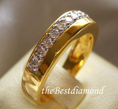 BR027+++แหวนแถวเพชรข้าง+++เก๋ไก๋มากค่ะ ฝังเพชรอยู่ริมเลย ทำให้ดูดีมีดีไซน์ งานสวยมากๆๆๆๆ