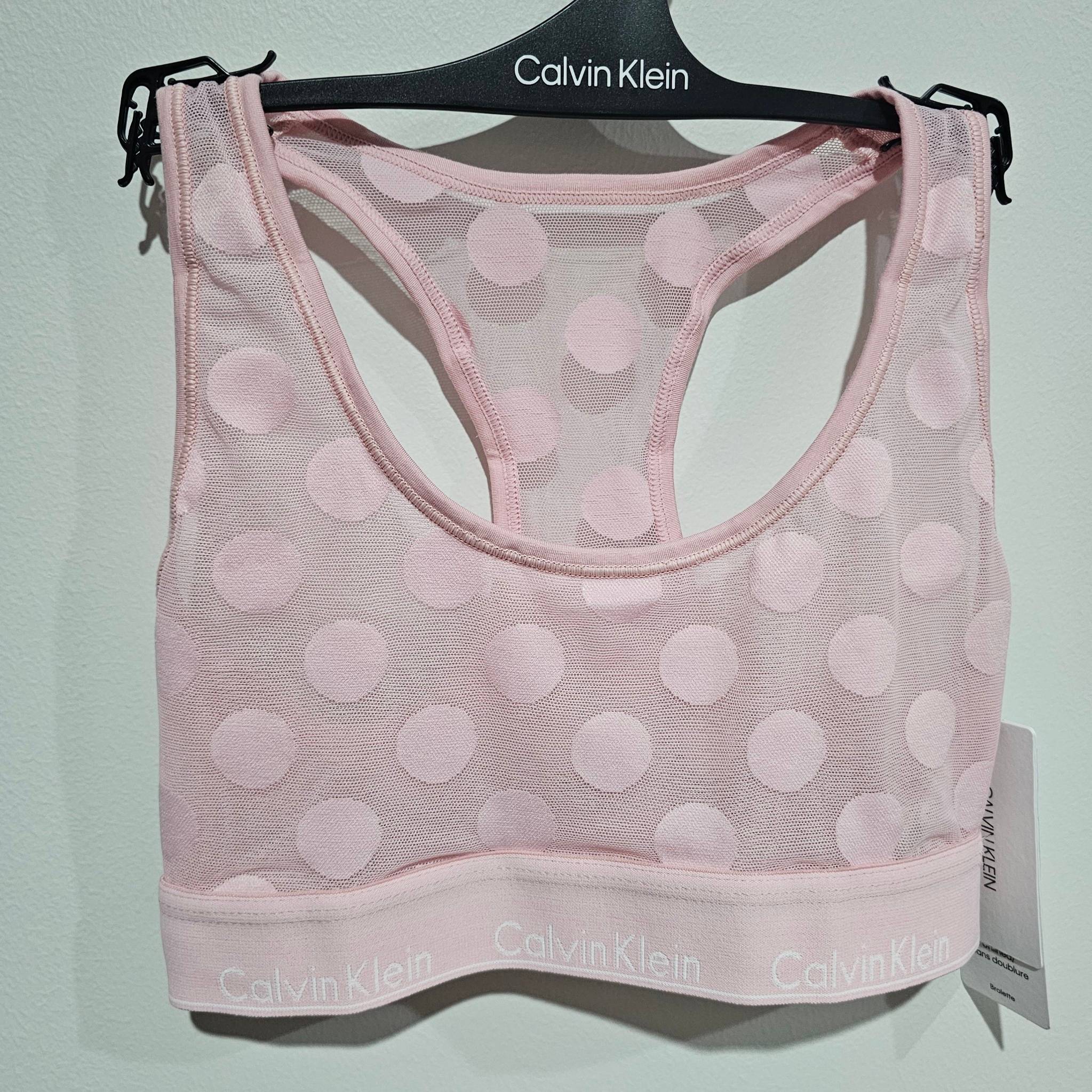 ชุดชั้นใน Calvin Klein รุ่น Unlined Modern Logo Bralette มีให้เลือก 3 สี ป้ายห้อย ของแท้ 100％