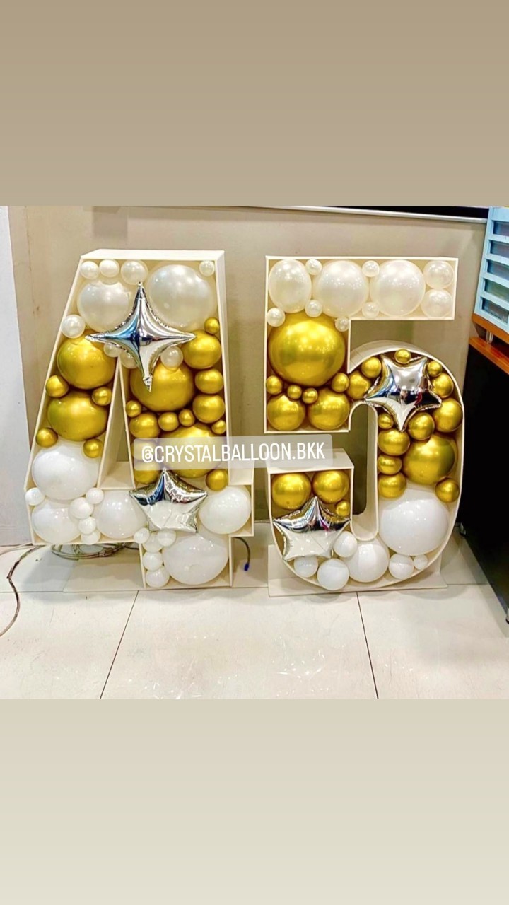 Number Balloon Mosaic สูง 90 ซม. แท่นตัวเลข 2 แท่น พร้อมตกแต่ง สามารถเปลี่ยนสีลูกโป่ง/เปลี่ยนตัวเลขได้