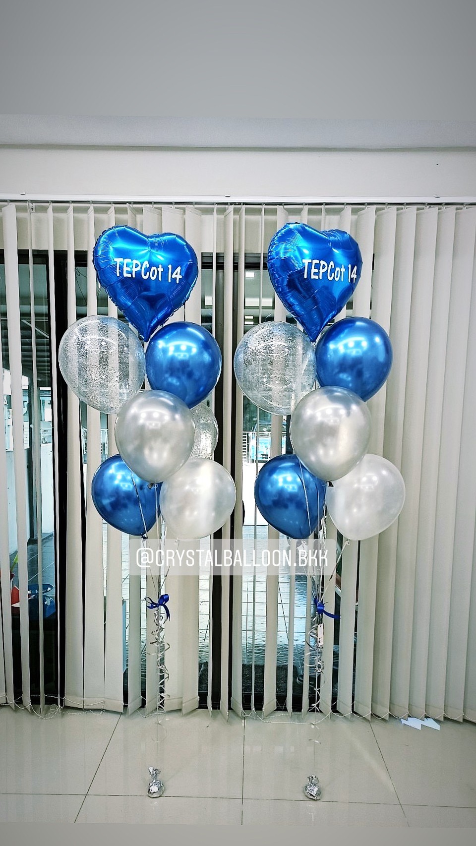 ลูกโป่ง วันเกิด ช่อลูกโป่งฟอยล์หัวใจ ขนาด 18" Theme สีน้ำเงิน ช่อ 7 ลูก 2 ช่อ พร้อม ลูกโป่งใส ใส่กลิตเตอร์ พร้อมตกเเต่ง สามารถเปลี่ยนสีลูกโป่ง/เปลี่ยนข้อความ/เปลี่ยนสี-ฟอยล์ตกแต่งได้