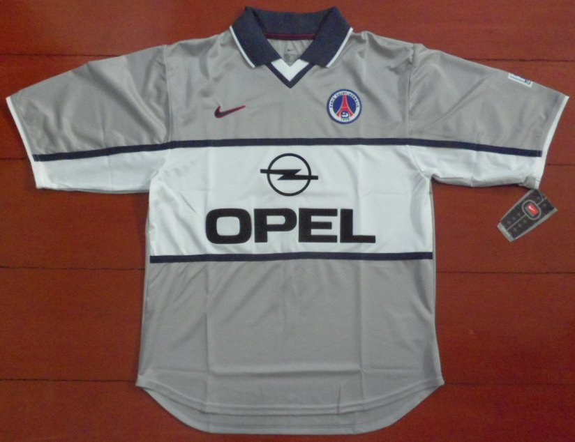 เสื้อฟุตบอล ทีมสโมสรปารีส แซงต์ แชร์กแมง ชุดเยือน 2000/01 ใหม่ S-Size / PARIS SAINT GERMAIN Football Shirt Away Kit 2010/11 Jersey NEW S-Size
