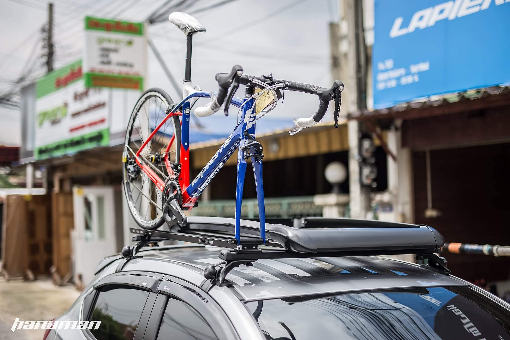 แร็คบรรทุกจักรยาน Hanuman rack C01, Car Bike Rack สำหรับบรรทุกรถจักรยานบนหลังคา ไม่มีแร็คจับตัวรถ (คานอลูมิเนียม 2 เส้น + ตัวจับหลังคา 4 มุม) **แยกรุ่น**