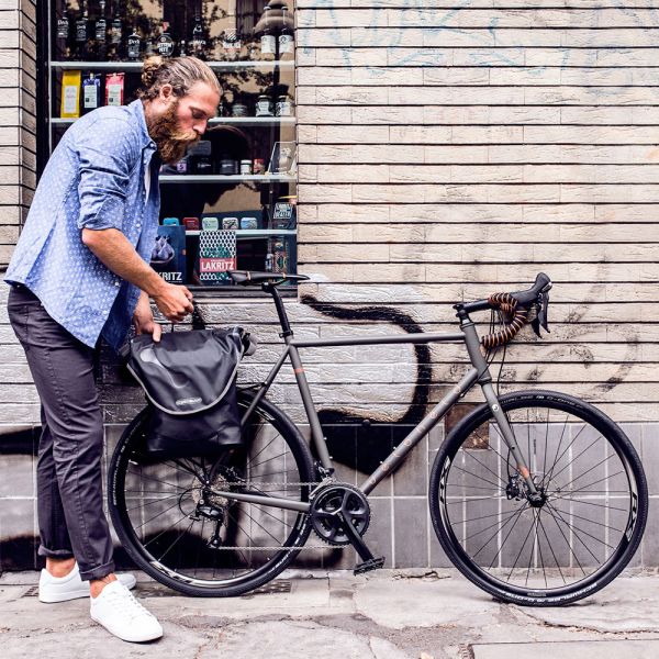 กระเป๋า ORTLIEB City-Biker QL3 Black On the bike or on the shoulder [F7621] 10 ลิตร