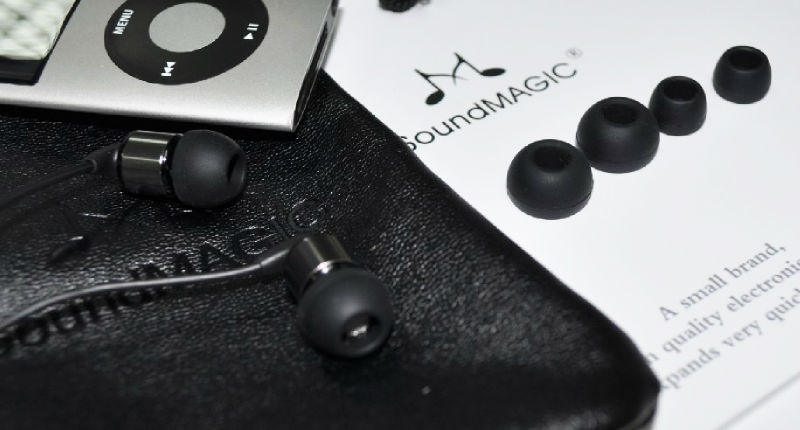 ขาย หูฟัง Soundmagic PL11 หูฟังพลังเบส 2 รางวัลการันตี Trustreview และ นิตยสารStuff 5ดาวเต็ม บอดี้เหล็กไหล โดดเด่นทั้งเบส และ รูปร่างสะดุดตา ในราคาสามัญชน