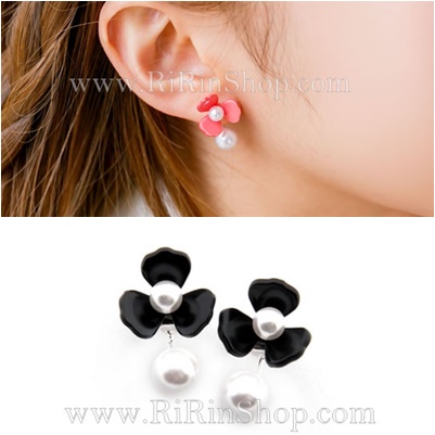 RenaChris ต่างหูเซลลูโลสดอกไม้ขาว ( Black )